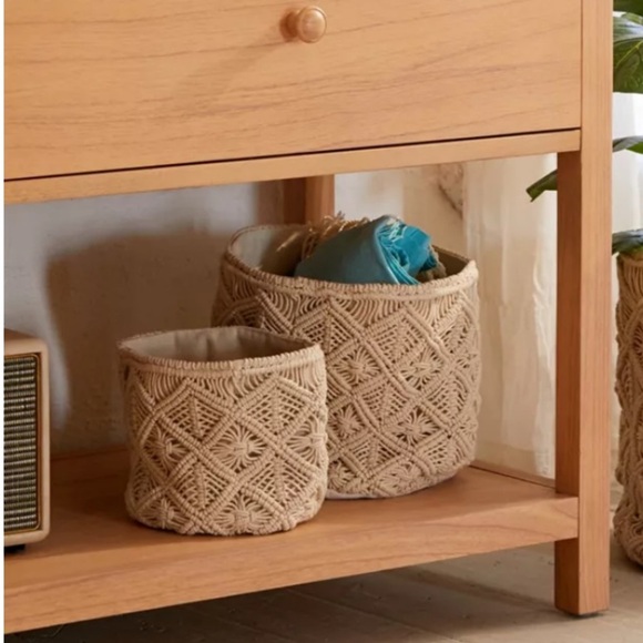 NWT Urban Outfitters Macramé Rattan Catch-All Basket- Small - Picture 1 of 12